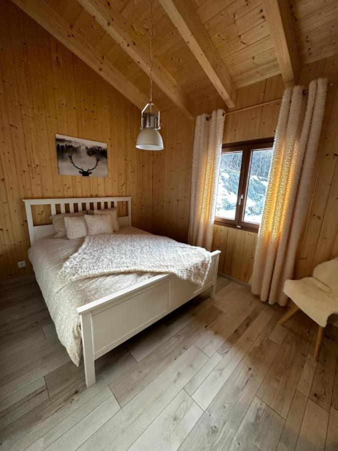 Chambres D'Hotes Les Louettes A Sapinhaut Canton Du Valais Saxon Exterior photo